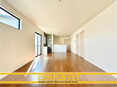  CENTURY21  븶331ʰء