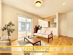  CENTURY21  Į2ܡ2ʳϷűء