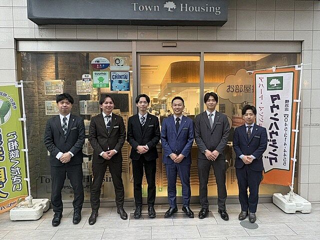 スタッフ