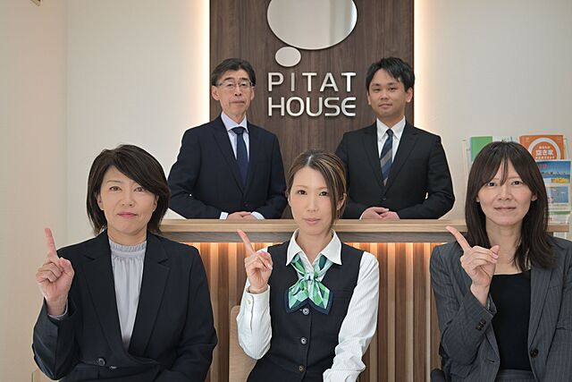 スタッフ