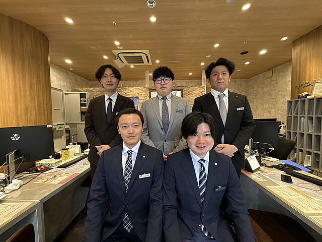 スタッフ