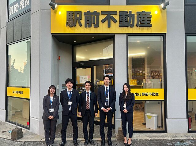 スタッフ