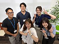 スタッフ