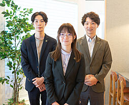 スタートライングループ株式会社　スタートライン三ノ輪店