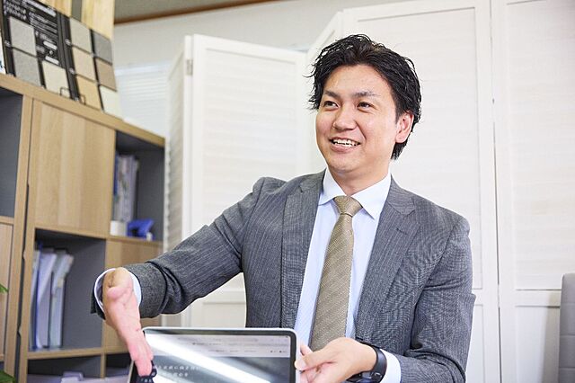スタッフ