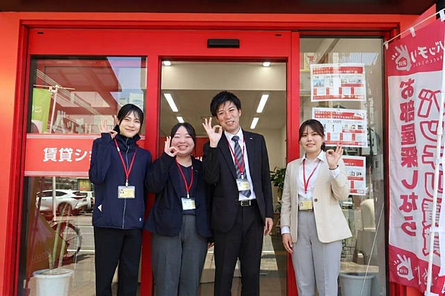 スタッフ