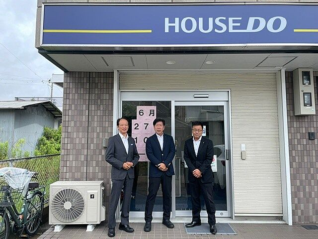 スタッフ
