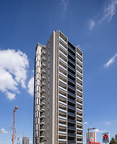 デュオヒルズ千種 南西から望む建物外観