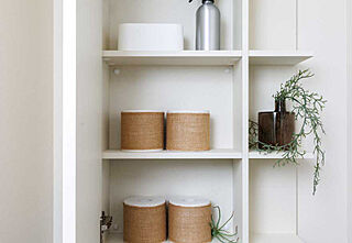 サーパス岡山南方グランオアシス トイレ吊戸棚