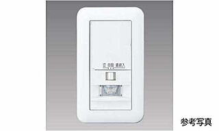 サーパスみずほ台ガーデンフォート 玄関人感センサー