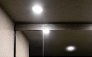 ヴェレーナグラン府中美好 フレーム付きミラー(防湿鏡)