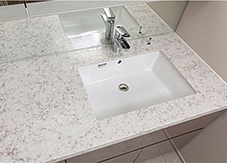 リビオ中野レジデンス フィオレストーン洗面カウンター