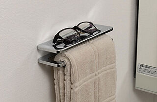 リビオ篠崎 シェルフ付きタオル掛け