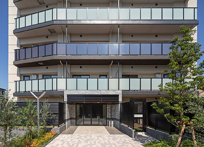 サンクレイドル鴻巣 エントランスアプローチ