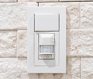 サンクレイドル成増 人感センサー連動照明