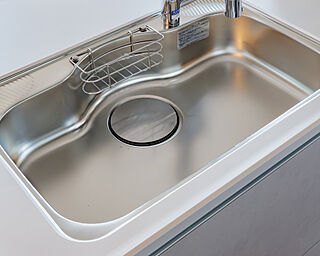 アルファステイツ下松桜町 低騒音・大容量シンク<br />
