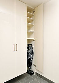 ジオ阪急川西 The Front マルチ収納スペース