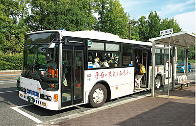 岡電バス 「学南町」バス停 約430m(徒歩約6分)