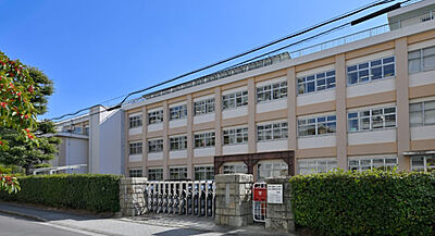 香川大学教育学部附属坂出小学校 約200m(徒歩3分)