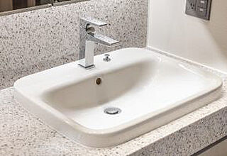 ローレルコート一社駅前 ドイツ・デュラビット社製陶器ボウル