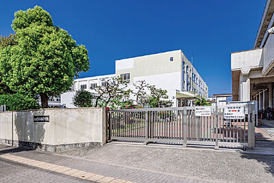 市立振甫中学校 約1,530m(徒歩20分)