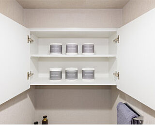 プレサンス ロジェ 住吉 トイレ吊戸棚