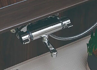 プレサンス ロジェ 甲子園口ルミエ サーモスタット付混合水栓&浴室カウンター