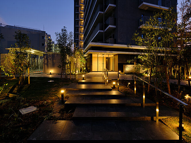 グランドパレス堺上野芝 ザ・グランドガーデン エントランスアプローチ