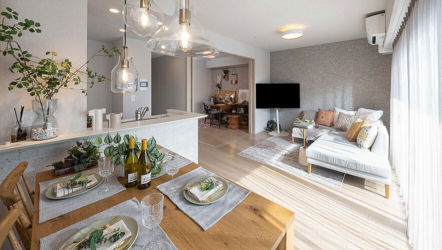 プラネスーペリア泉北原山公園 リビング・ダイニング（Atype）