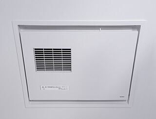 パレステージ北千住II 浴室換気暖房乾燥機（電気式）