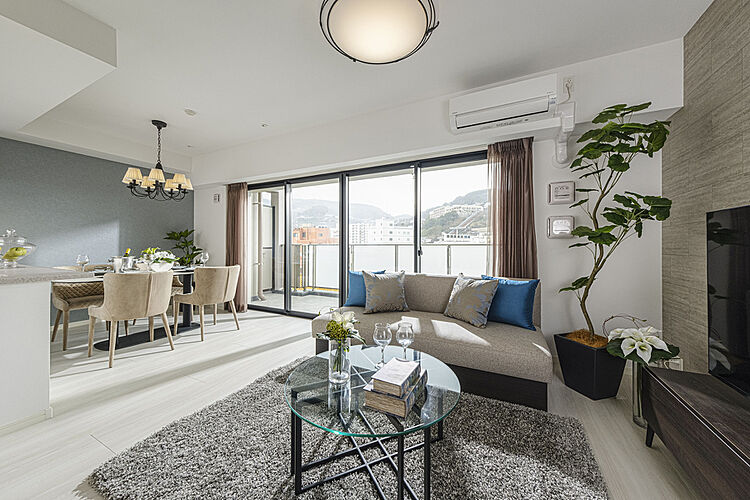 ブランシエラ大浦サンリヤン リビング・ダイニング（608号室）