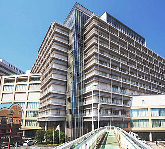 日本赤十字社和歌山医療センター 約100m(徒歩2分)