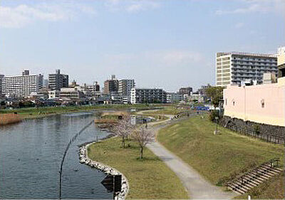 旧中川水辺公園 A:約50m(徒歩1分)/B:約150m(徒歩2分)/C:約190m(徒歩3分)