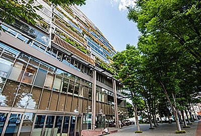 豊島区立中央図書館 約150m(徒歩2分)