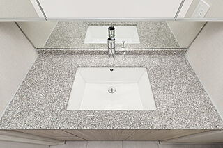 シティタワー泉一丁目 天然石洗面カウンター