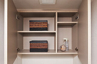 ブランズ川越新富町 トイレ吊戸棚