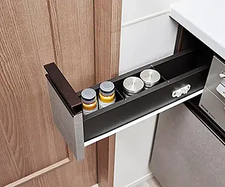 リーフシティ市川　ザ・タワー スパイスラック（ソフトクローズ付き）