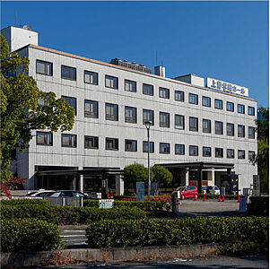 上野学園ホール（広島県立文化芸術ホール） 約350m（徒歩5分）