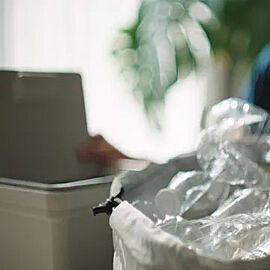 幕張ベイパーク　ブルームテラスタワー 各階ゴミステーション