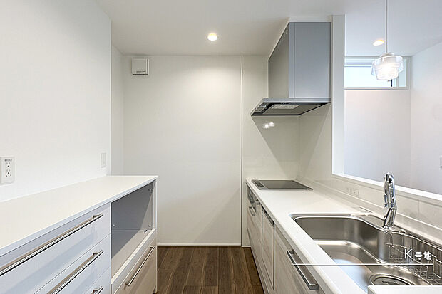 【K号地 キッチン】K号地