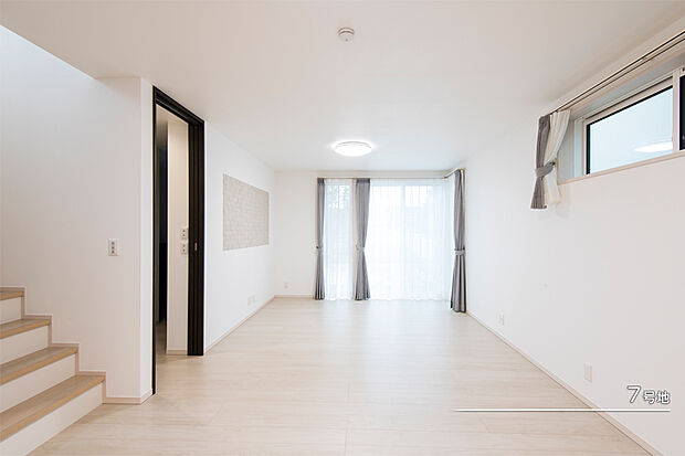 【7号地 リビング】7号地