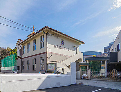 救世軍呉保育園 約220m