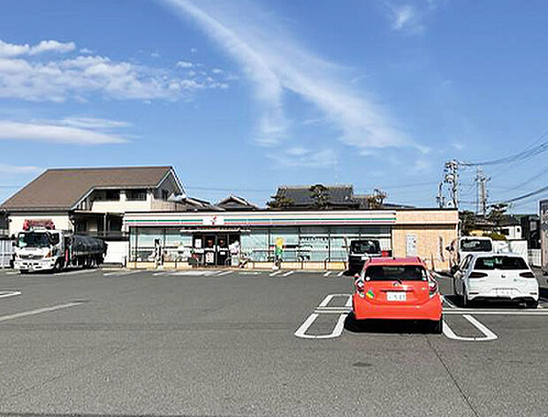 セブンイレブン 四日市八田1丁目店