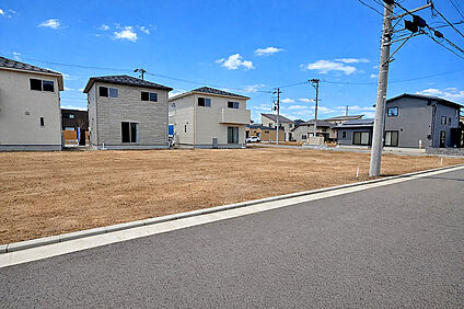 79号地 前面道路含む現地写真