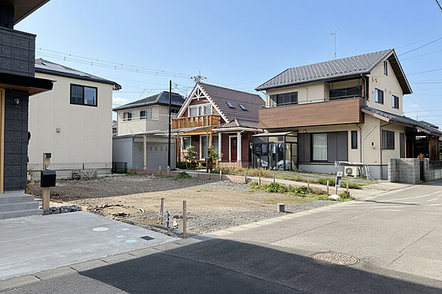 【2号地 前面道路含む現地写真】2号地