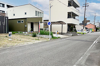 1号地 前面道路含む現地写真