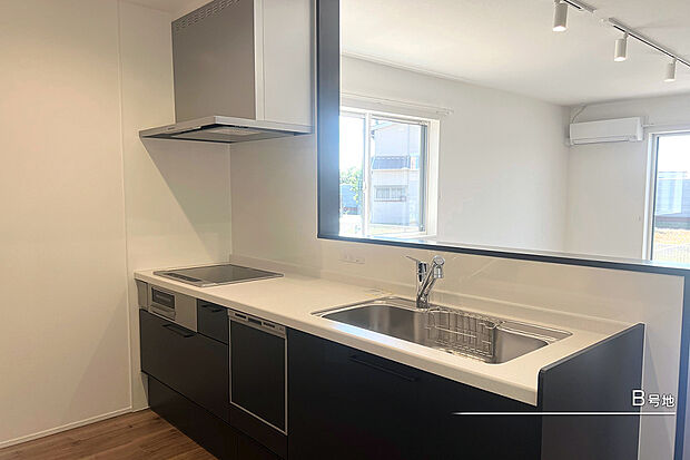 【B号地 キッチン】B号地