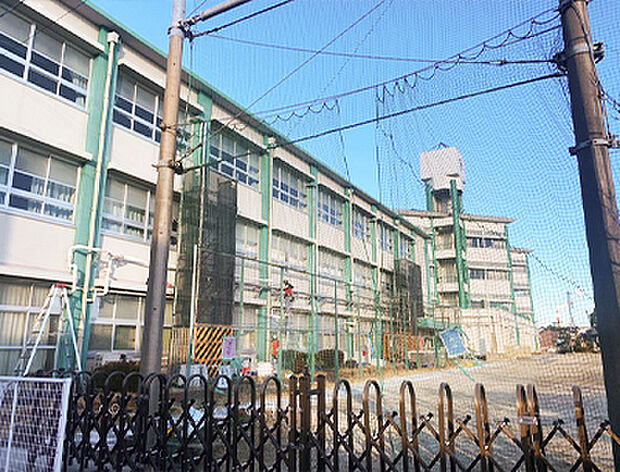 四日市市立日永小学校