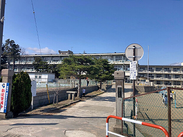 長野市立古里小学校
