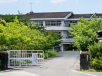 佐賀市立城東中学校 約2500m
